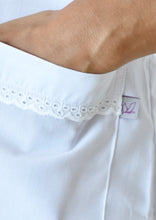 Cargar imagen en el visor de la galería, Uniforme de Bermuda - Popelina Blanco con Letín