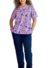 Cargar imagen en el visor de la galería, Camisa antifluidos - Mariposas y Flores Fondo Rosa