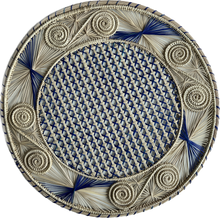 Cargar imagen en el visor de la galería, Individuales y portavasos en Palma de Iraca (color natural y azul) - Set x 6