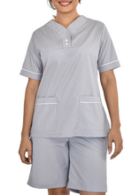 Cargar imagen en el visor de la galería, Uniforme de Bermuda - Gris Claro