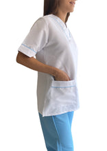 Cargar imagen en el visor de la galería, Uniforme de Pantalón - Blanco con Azul Claro
